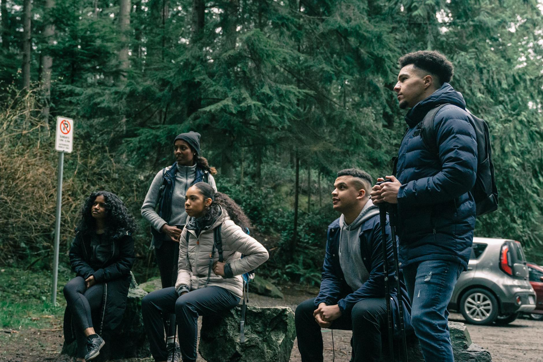 Dubai diverse travelers